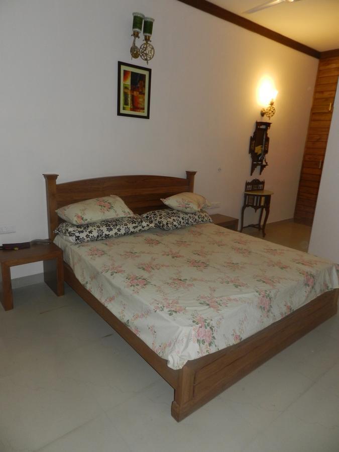 Awtar Mansion Bed & Breakfast Agra  Exterior photo